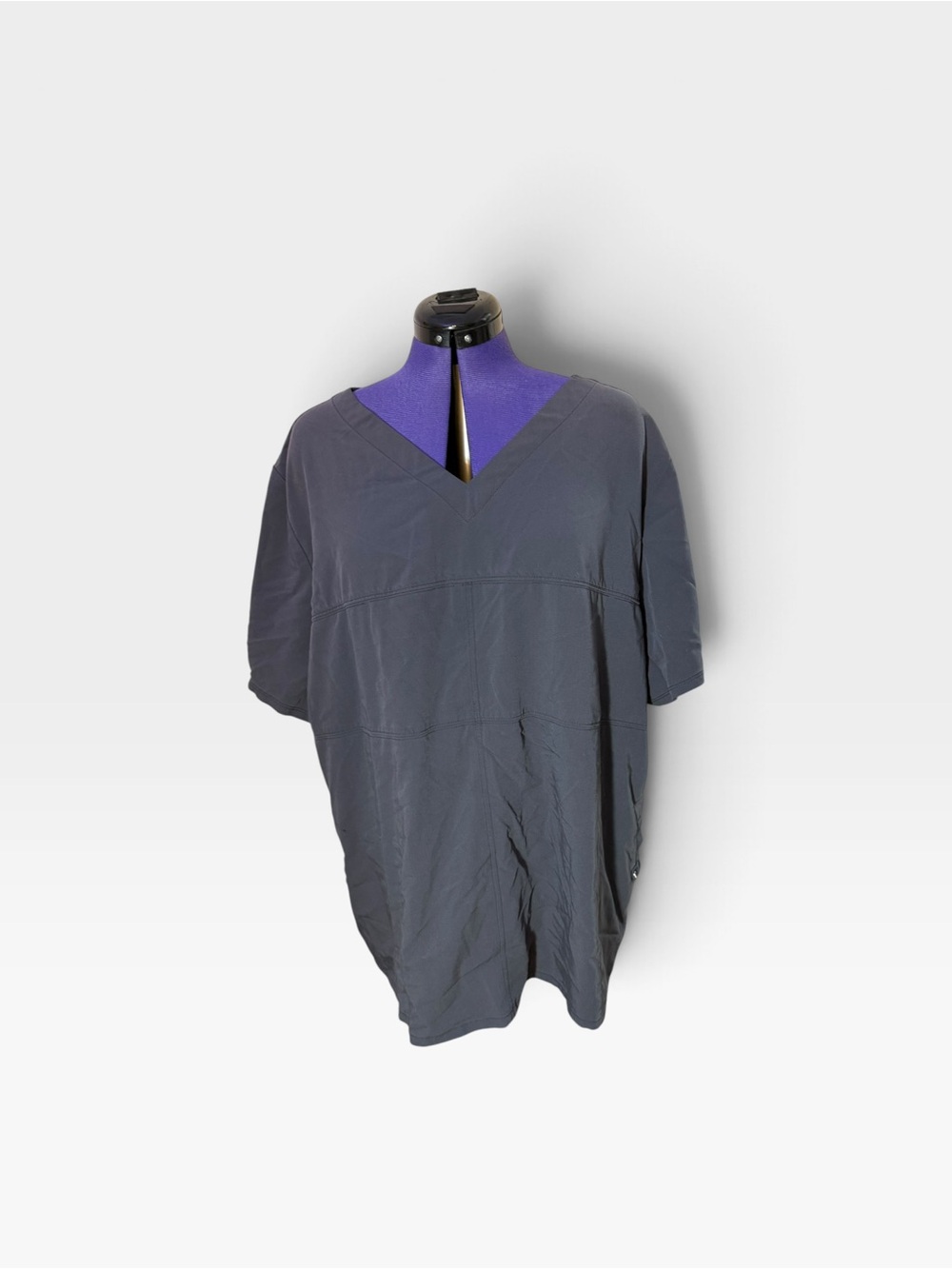 Grey’s Anatomy by Barco Women’s 5XL Gray 2 Pocket V Neck Scrub Top